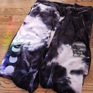 🌙 Grassroots California Equinox Howl -Moon Phase Tie Dye Wolf Joggers | Size XS